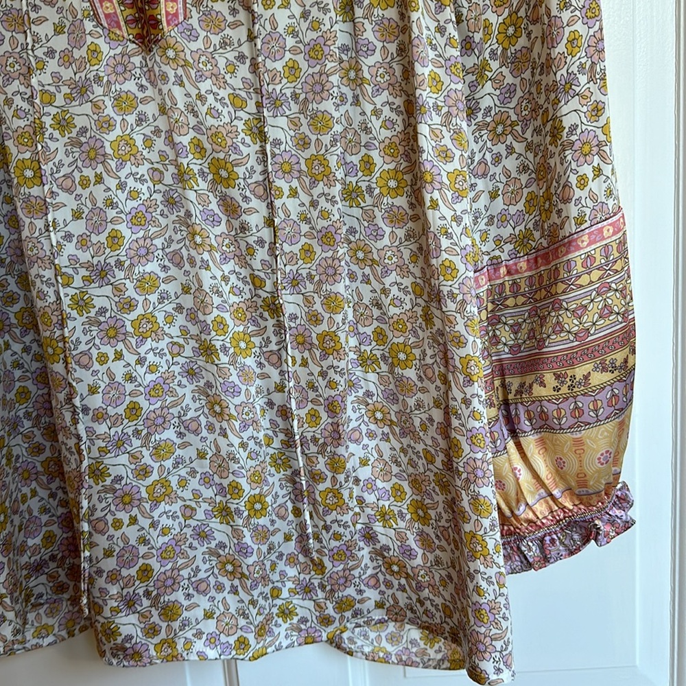 Current Air La Split Neck Floral Blouse With Fron… - image 3